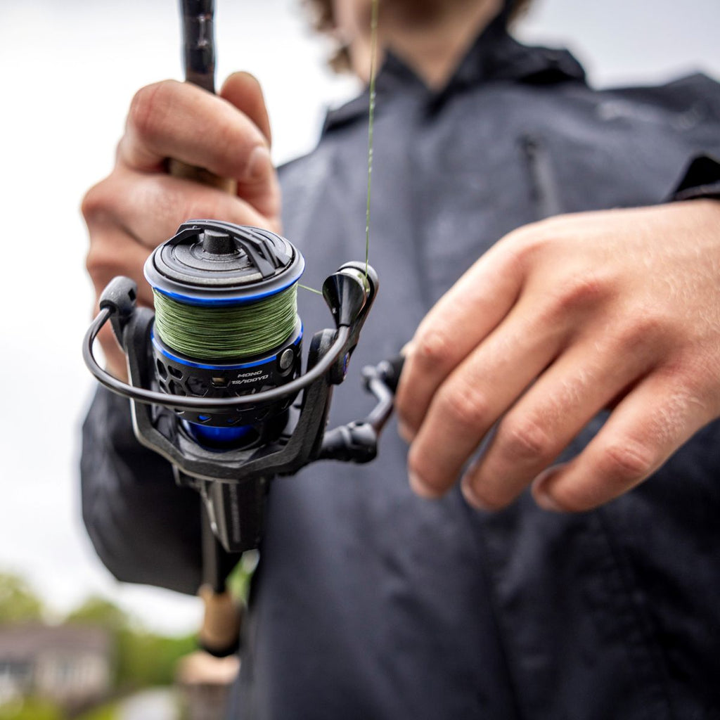 bass fishing crankin rod combo St. Croix GXR Matrixify-3 Color:Electric Blue Abu Garcia Devil Casting but is designed for
